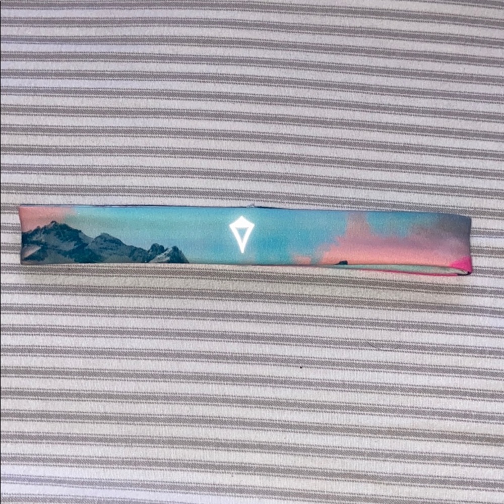 Brand new colorful ivivva headband